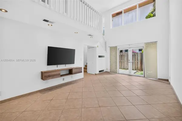 341 City View Drive, Fort Lauderdale, FL 33311