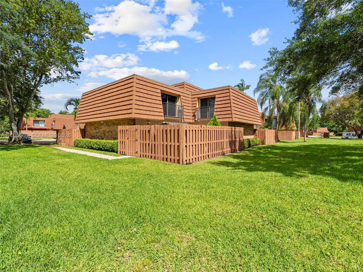 2532 Camelot Court, Cooper City, FL 33026 - #1