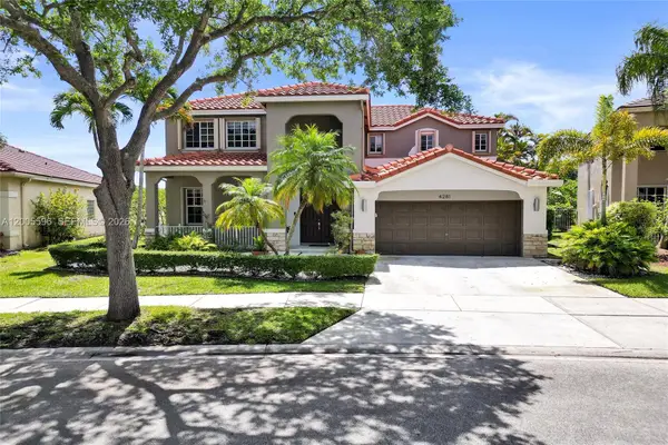4281 Laurel Ridge Circle, Weston, FL 33331