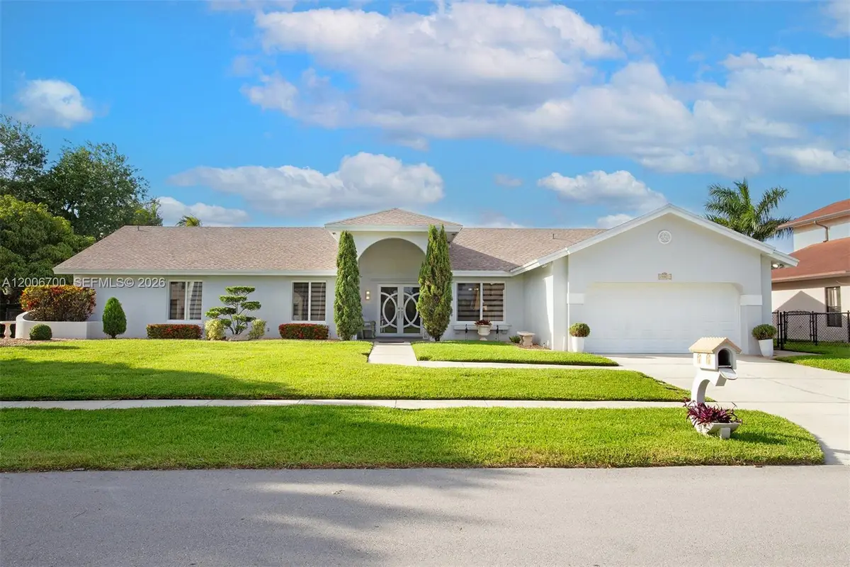 20071 NW 5th Street, Pembroke Pines, FL 33029 - #1