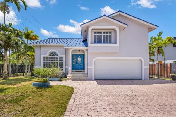8900 SW 159th Terrace, Palmetto Bay, FL 33157
