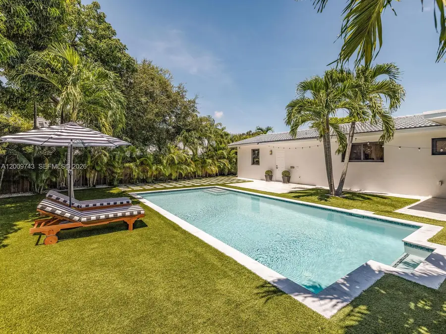 11504 NE 6th Avenue, Biscayne Park, FL 33161 - #2