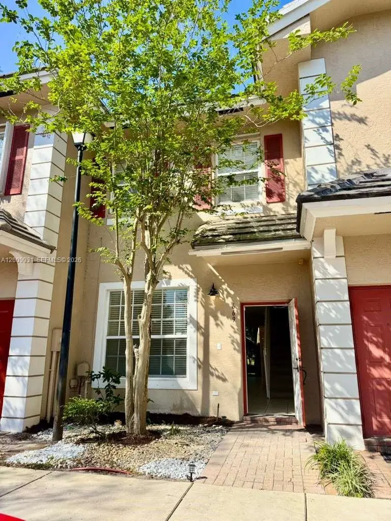 669 NW 42nd Avenue, Plantation, FL 33317 - #2