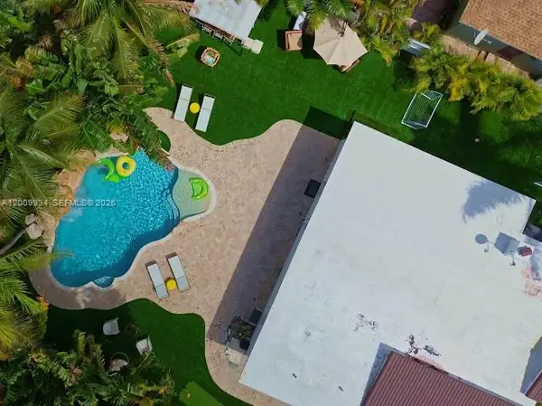 1435 Grant Street, Hollywood, FL 33020