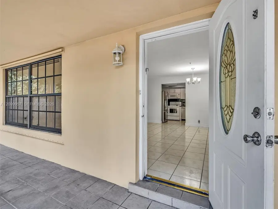 1322 SW 26th Terrace, Fort Lauderdale, FL 33312 - #2
