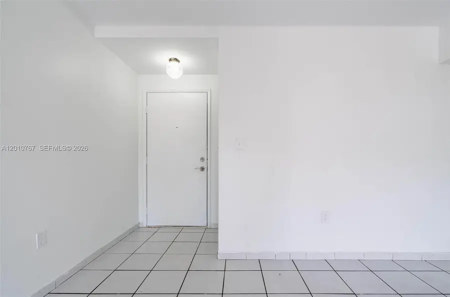 9431 Fontainebleau Boulevard #112, Miami, FL 33172 - #3