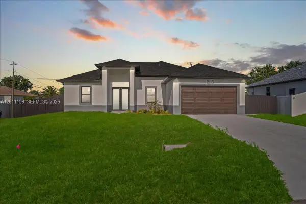 2220 NE 9th Place, Cape Coral, FL 33909