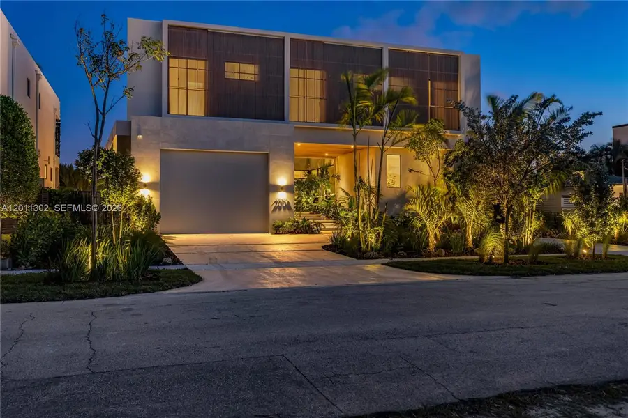 2006 NE 124th Street, North Miami, FL 33181 - #2