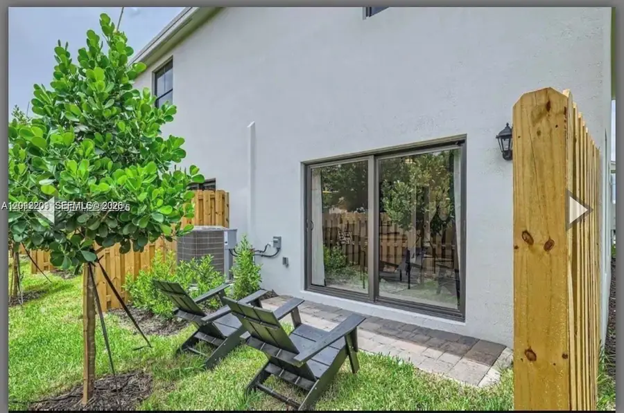 445 NE 1st Drive, Florida City, FL 33034 - #2