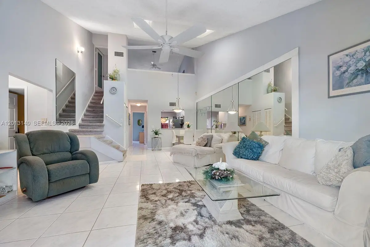 462 SE 14th Street, Dania Beach, FL 33004 - #1