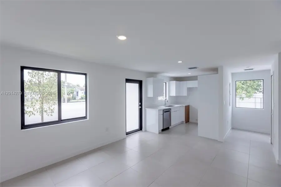 9151 NW 32 Avenue, Miami, FL 33147 - #3