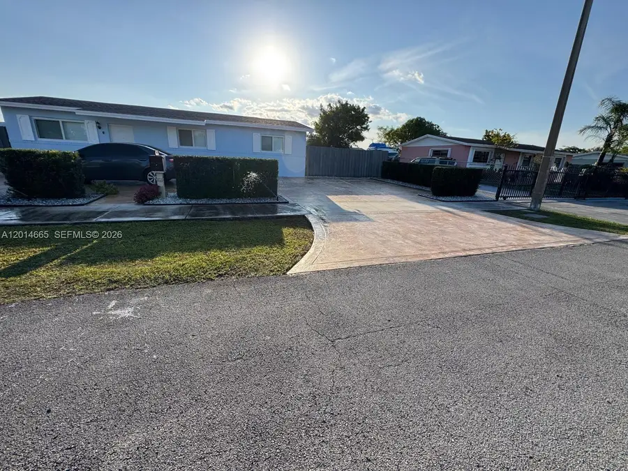 19500 SW 115th Avenue, Miami, FL 33157 - #2