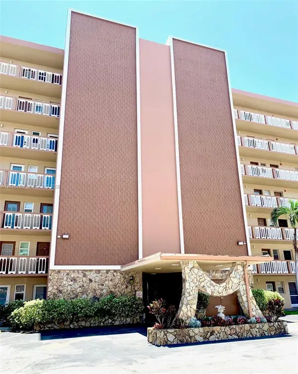 501 NE 14th Avenue #601, Hallandale Beach, FL 33009