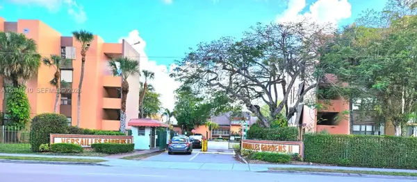 9420 W Flagler Street #103, Miami, FL 33174