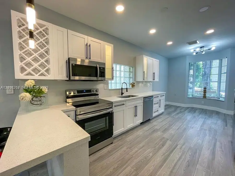 1261 Hayes Street, Hollywood, FL 33019 - #2