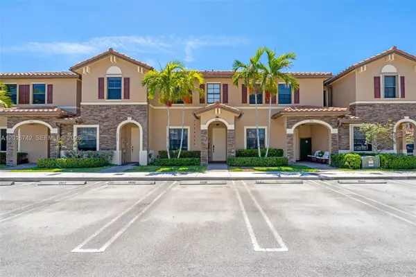 8936 W 35th Lane, Hialeah, FL 33018