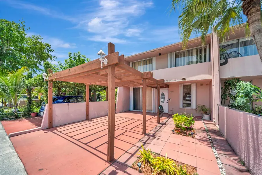 14154 Kendale Lakes Circle, Miami, FL 33183 - #2