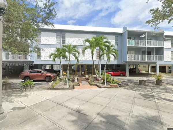 Address Withheld By Seller, North Miami Beach, FL 33162