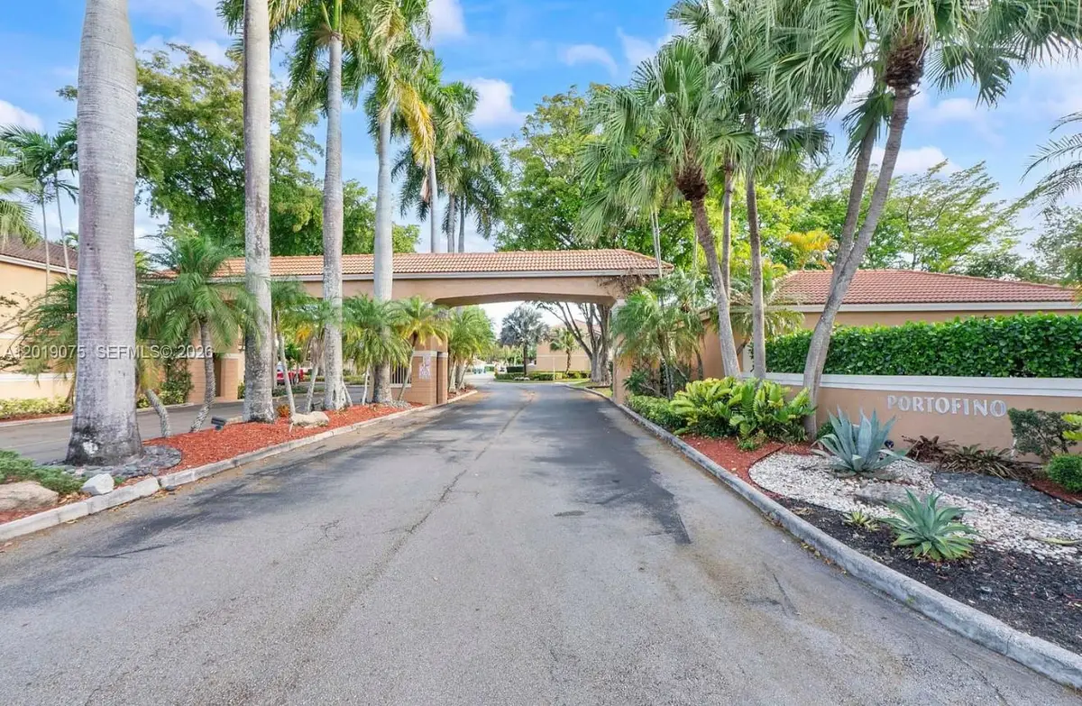11461 Lakeview Drive #8A, Coral Springs, FL 33071 - #1