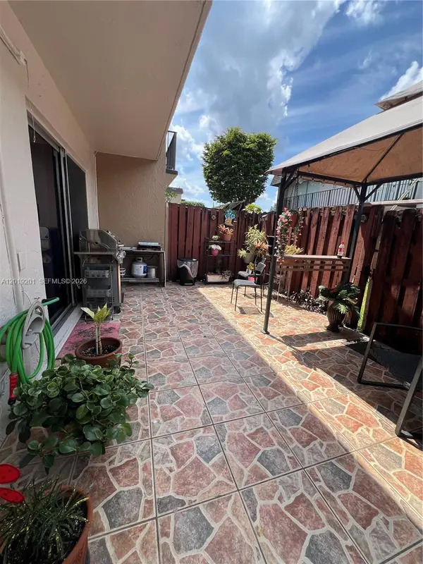 870 SW 129th Place #106, Miami, FL 33184