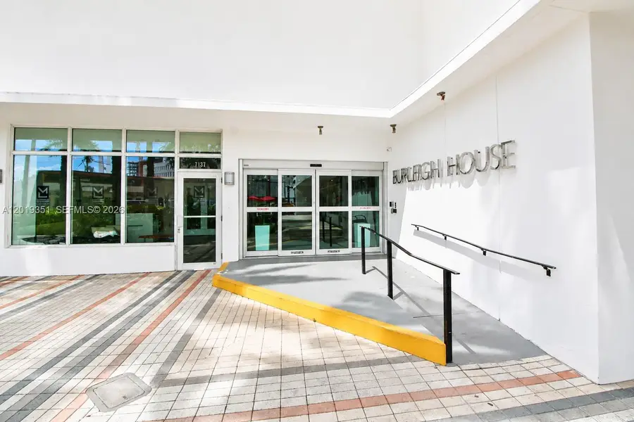 7135 Collins Avenue #912, Miami Beach, FL 33141 - #2
