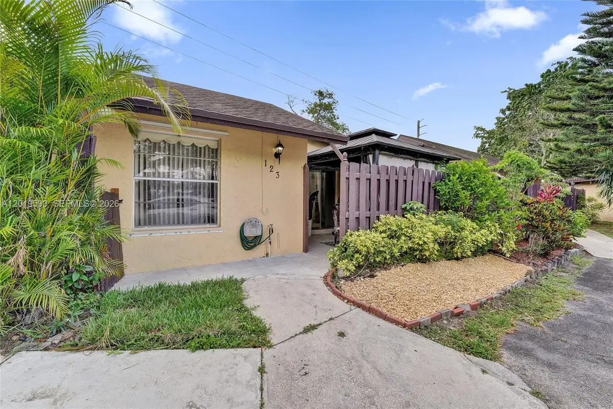 123 Briarwood Circle #25, Hollywood, FL 33024 - #1