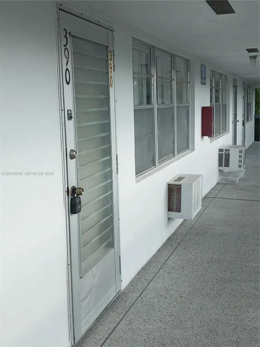 390 Windsor Q 390 #390, West Palm Beach, FL 33417 - #2
