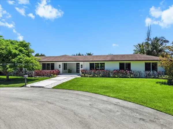 11600 SW 1st Street, Plantation, FL 33325