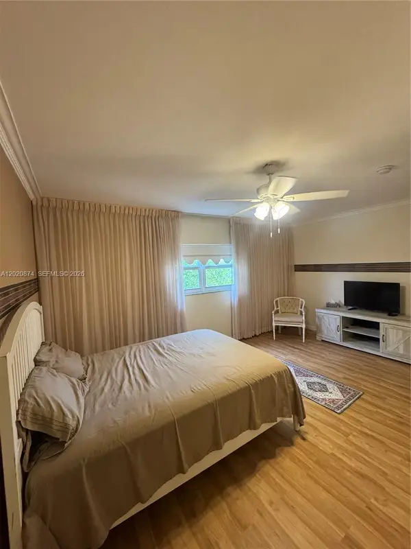 6731 Cypress Road #410, Plantation, FL 33317