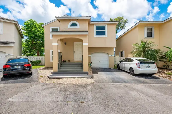 850 NW 98th Avenue, Plantation, FL 33324