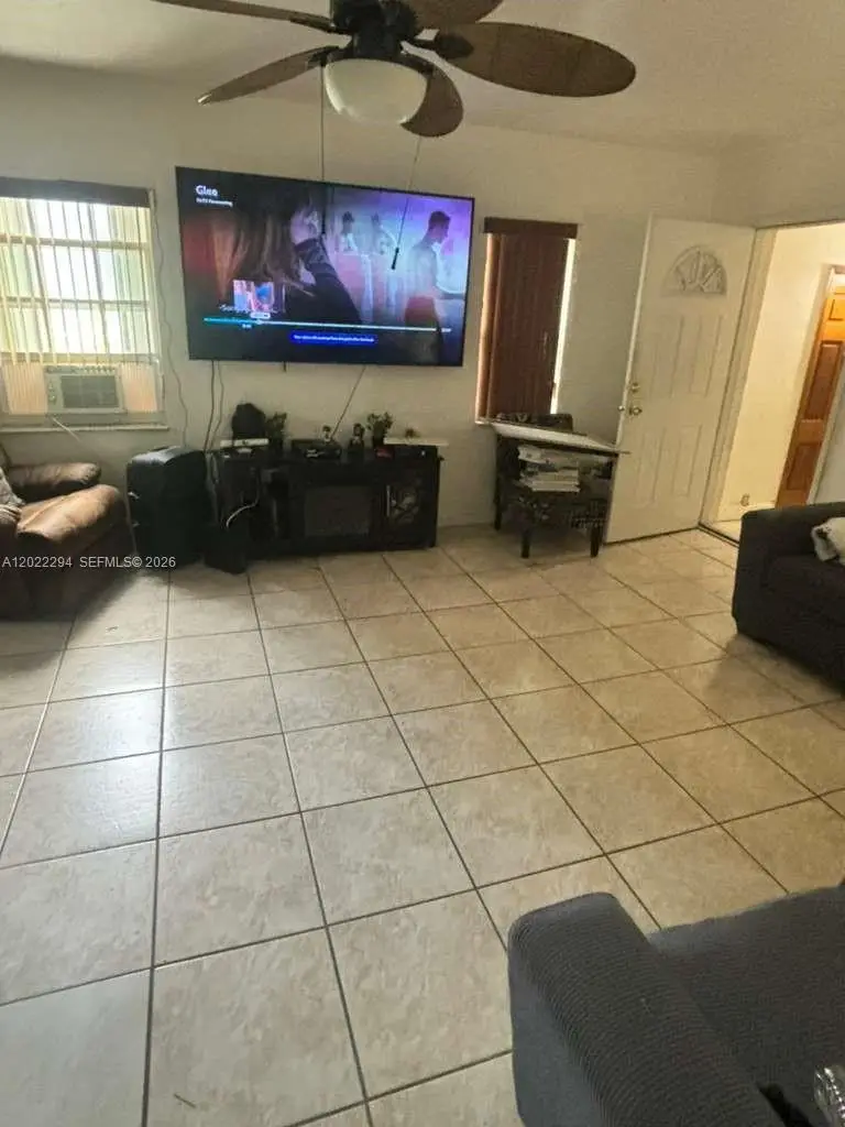 Address Withheld By Seller, Miami, FL 33142 - #3