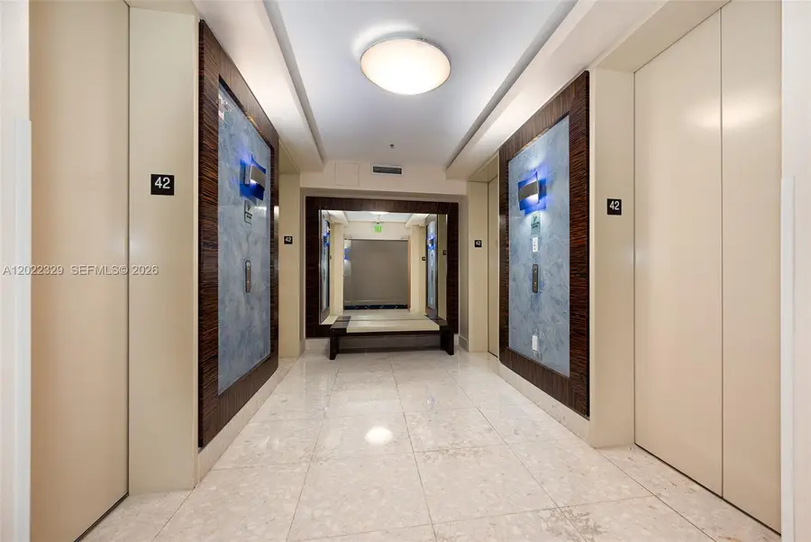 185 SW 7th Street #4201, Miami, FL 33130 - #3
