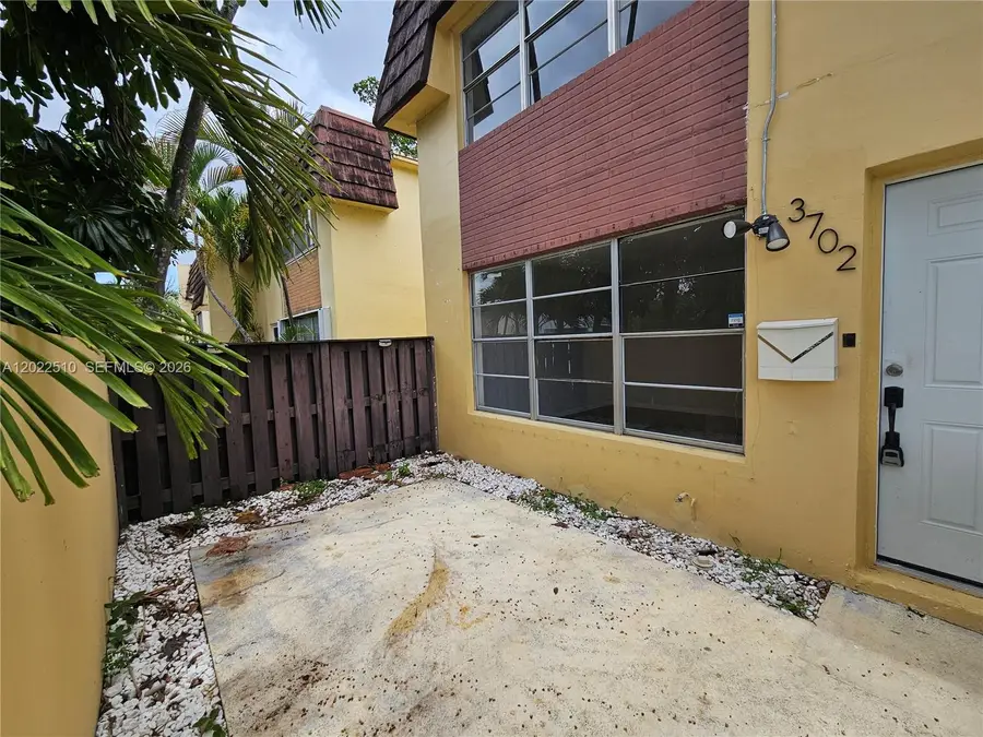 3702 SW 60th Terrace #31, Davie, FL 33314 - #2