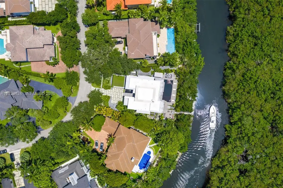 132 Paloma Drive, Coral Gables, FL 33143 - #2