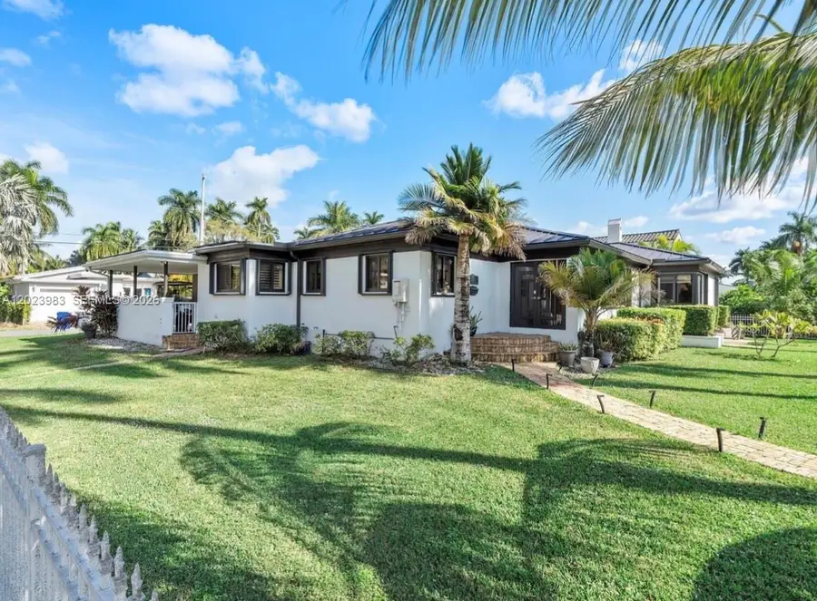 Address Withheld By Seller, Hollywood, FL 33019 - #2