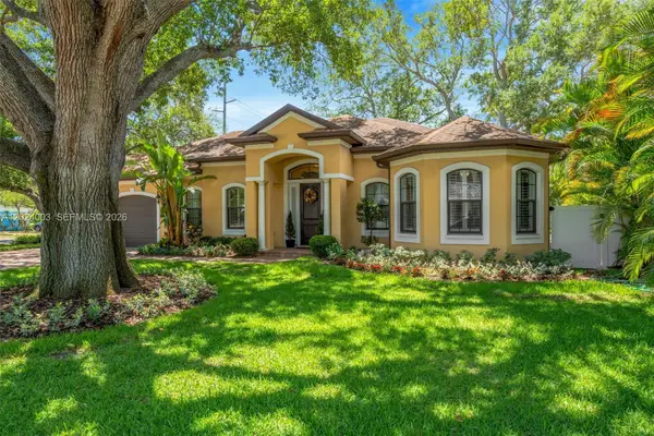 3502 W Cherokee Avenue, Tampa, FL 33611