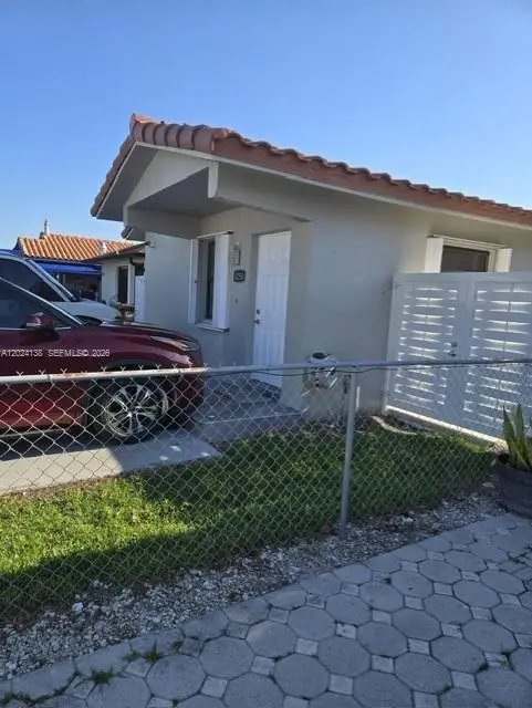 4250 W 10th Avenue, Hialeah, FL 33012 - #1