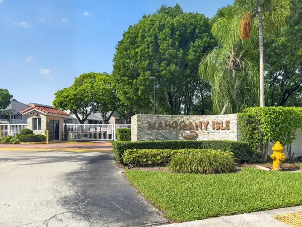 14930 SW 104th Street #27, Miami, FL 33196