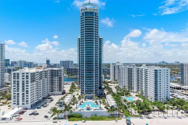 3101 S Ocean Drive #2707, Hollywood, FL 33019