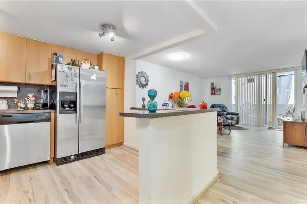 10000 NW 80th Court #2245, Hialeah Gardens, FL 33016