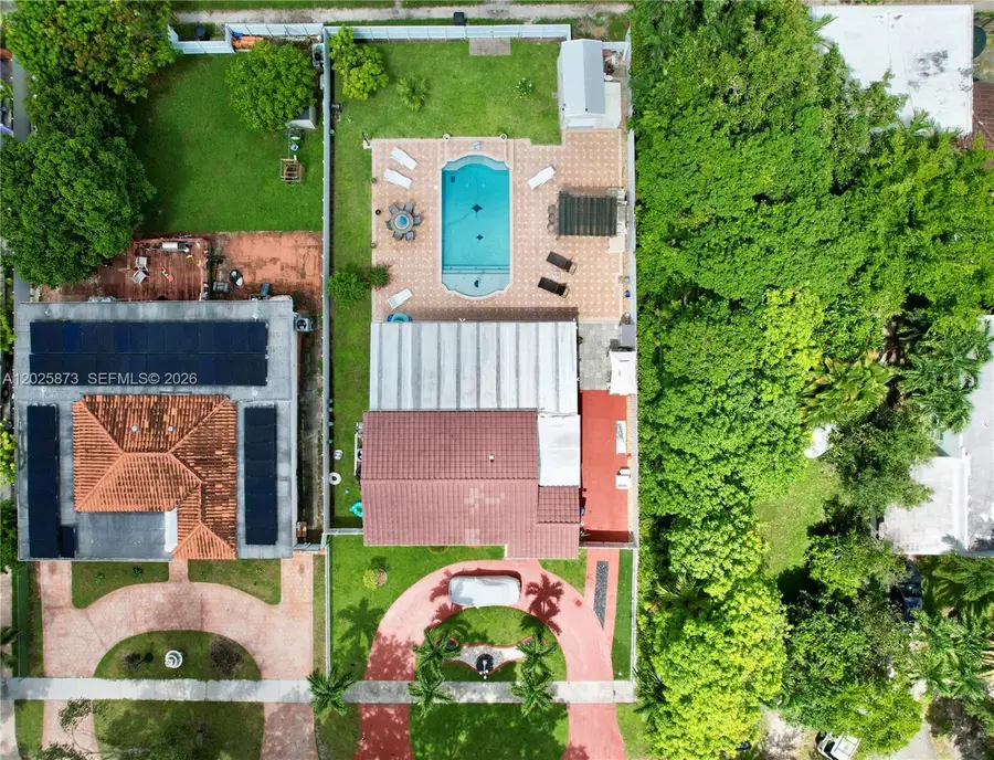 556 La Villa Drive, Miami Springs, FL 33166 - #2