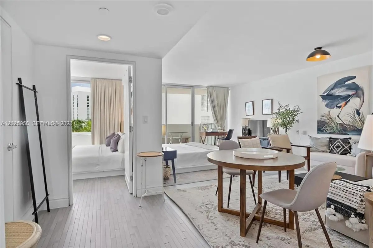 1100 W Ave 427 #427, Miami Beach, FL 33139 - #1