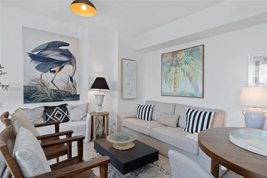 1100 W Ave 427 #427, Miami Beach, FL 33139 - #3