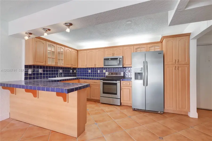 6801 Indian Creek Dr 602 #602, Miami Beach, FL 33141 - #3