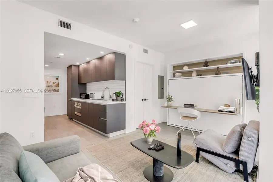 227 NE 2nd Street #2611, Miami, FL 33132 - #3