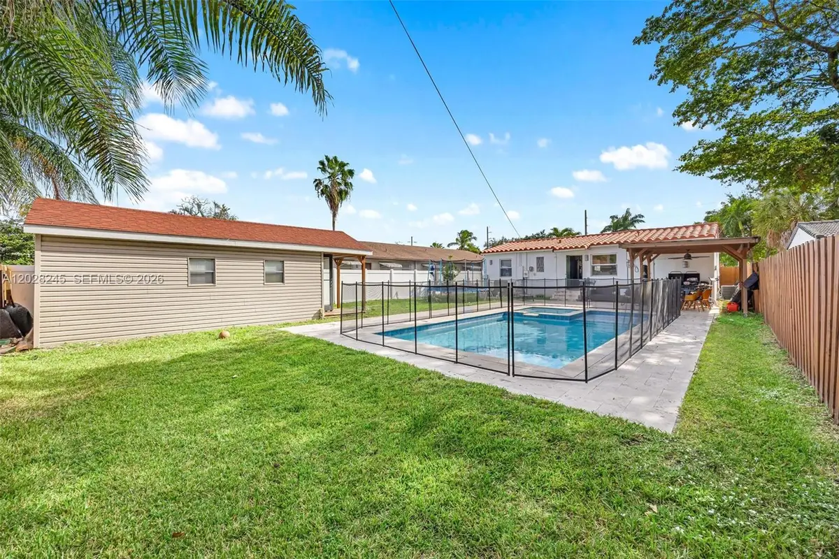 2215 Cleveland Street, Hollywood, FL 33020 - #1