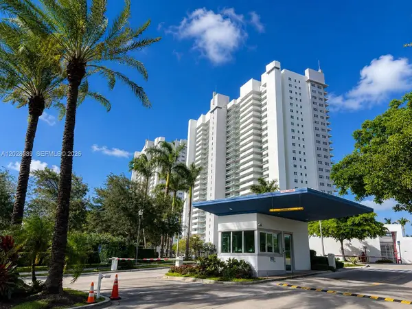 14951 Royal Oaks Lane #2002, North Miami, FL 33181