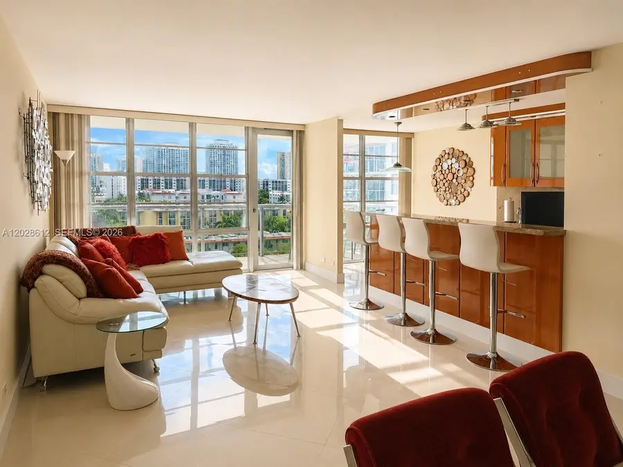 230 174th Street #902, Sunny Isles Beach, FL 33160 - #2