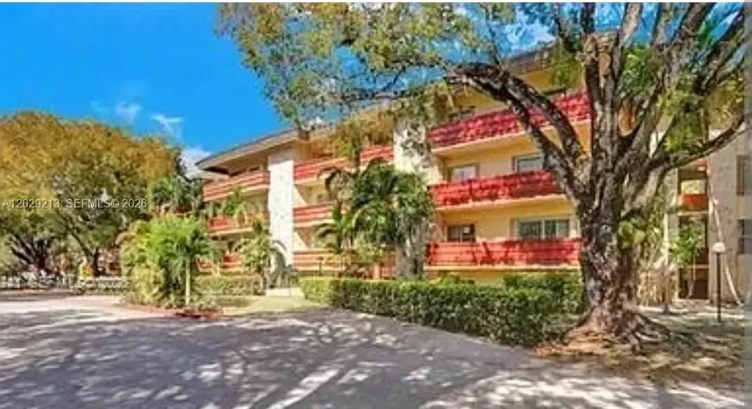 1205 Mariposa Avenue #304, Coral Gables, FL 33146 - #1
