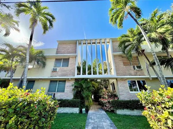 4730 Pine Tree Drive, Miami Beach, FL 33140